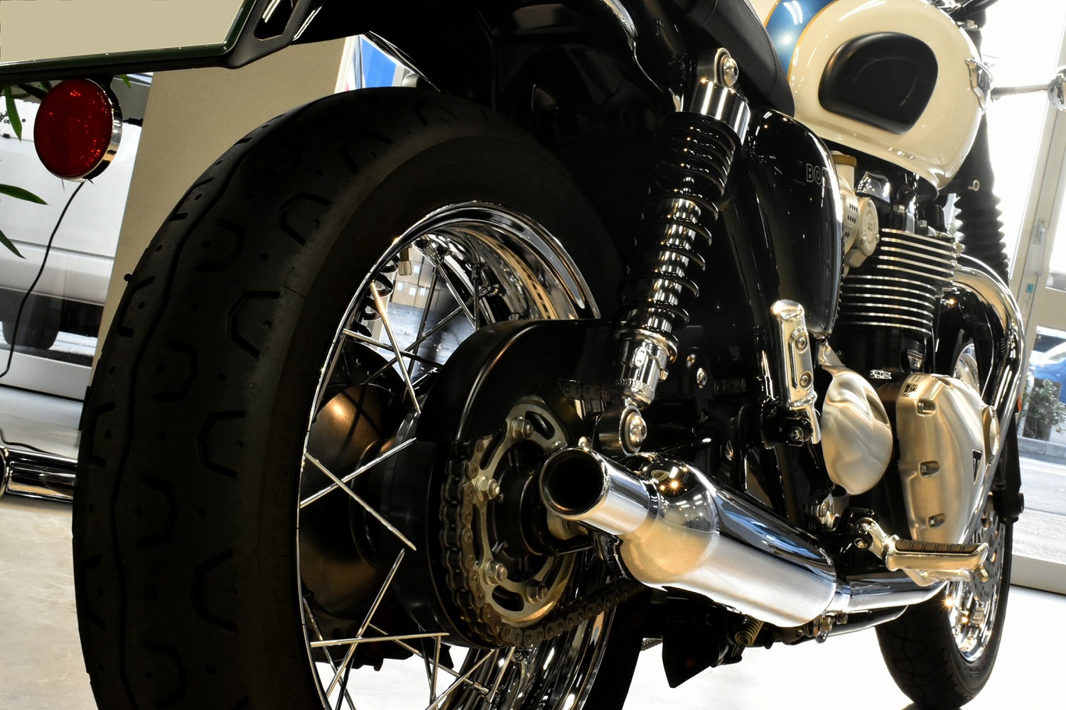 20220127triumpht120_007.jpg