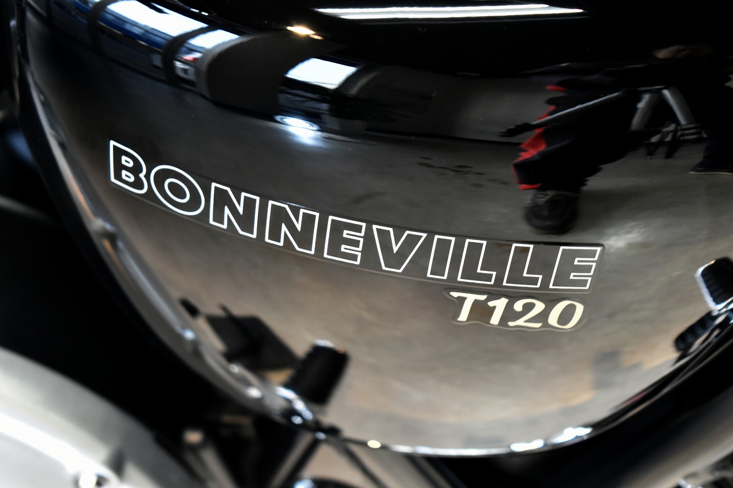 20220127triumpht120_009.jpg