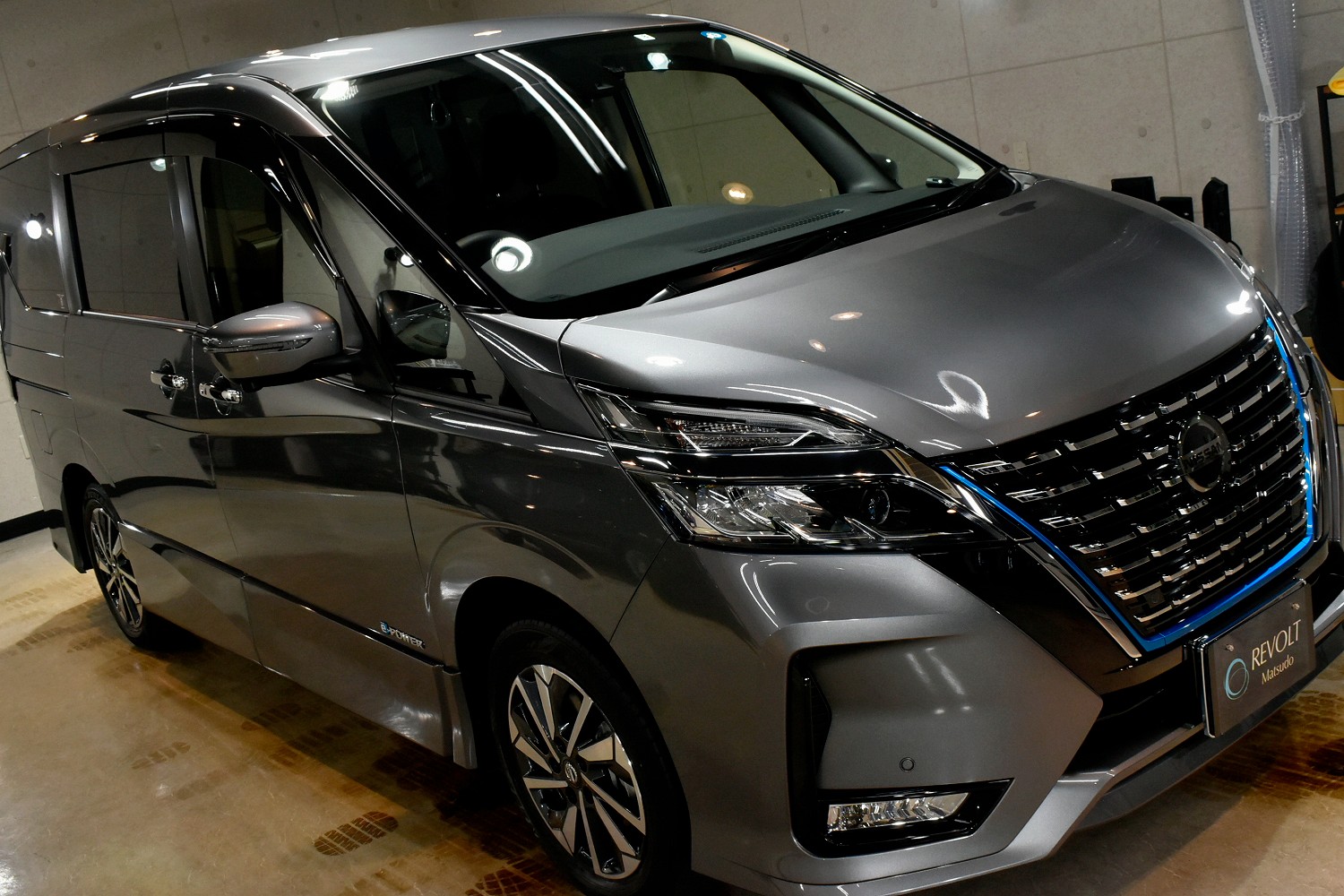 20230116nissan_serena001.jpg