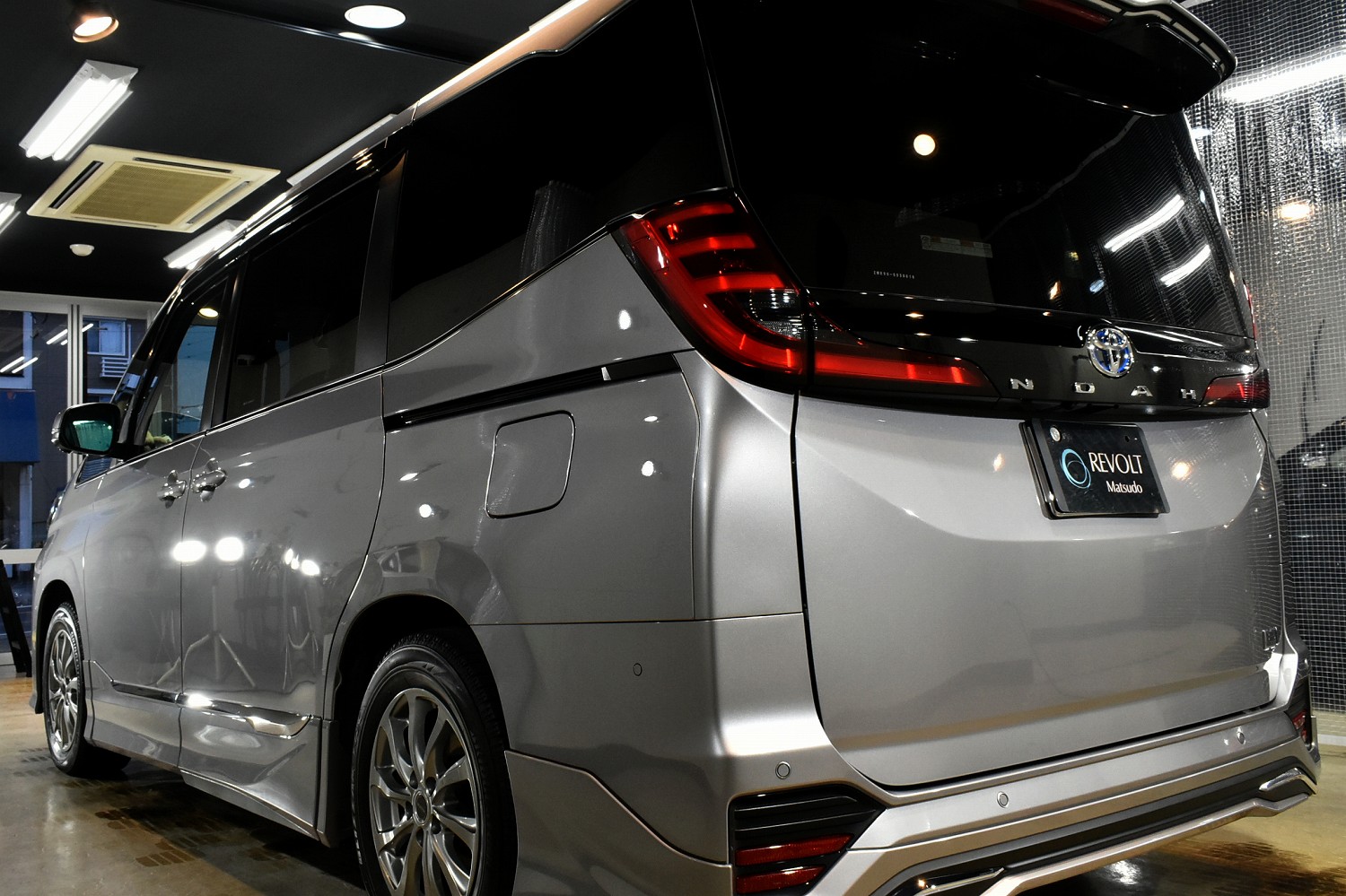 20230225toyota_noa009.jpg